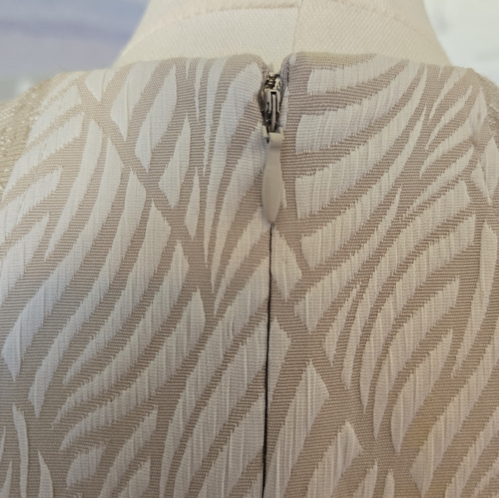 Calvin Klein | Size 6 | Ivory Tan Zebra Print Textured Color Block - Picture 8 of 15